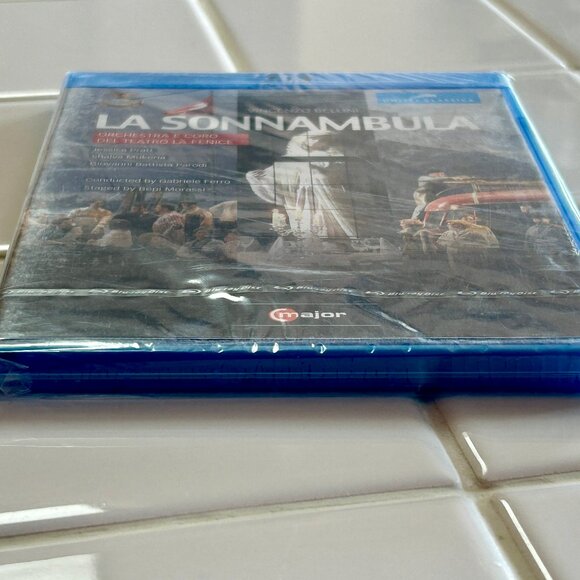 Blu-Ray Sealed La Sonnanambula Bellini Opera New In Packaging - Picture 7 of 9